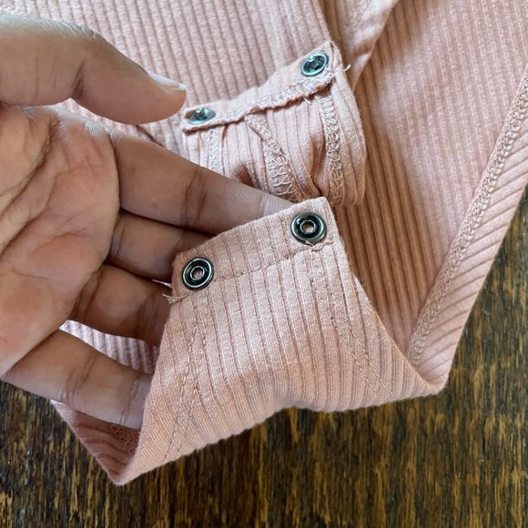 Cotton on peach Long Sleeve Bodysuit - Picture 6 of 13